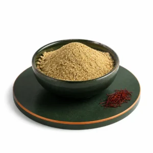 ماسالا زعفرانی در ظرف سبز روی پایه استودیویی CoffeeOmde